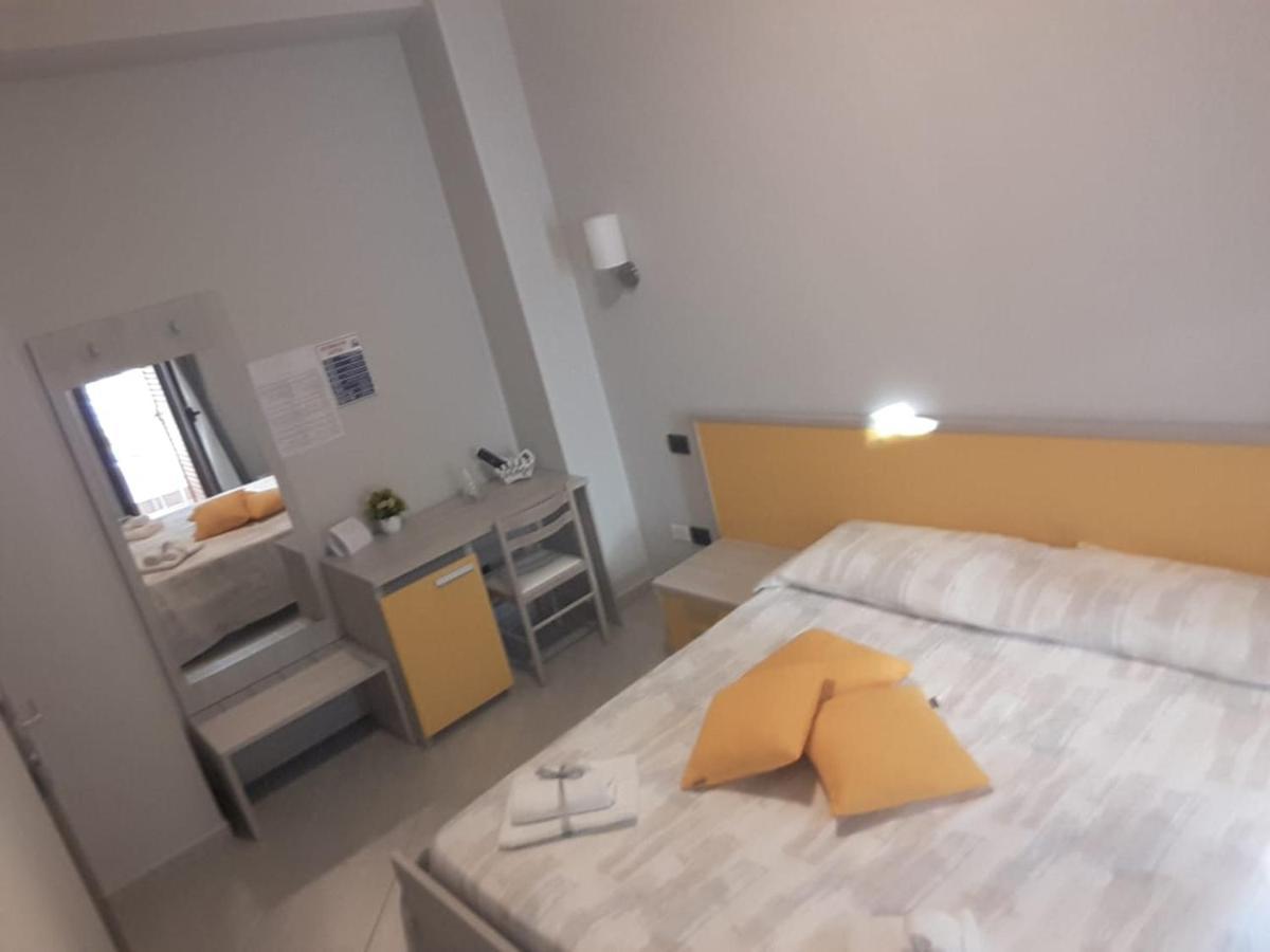 Affittacamere Borgata Marina Roseto Capo Spulico Luaran gambar